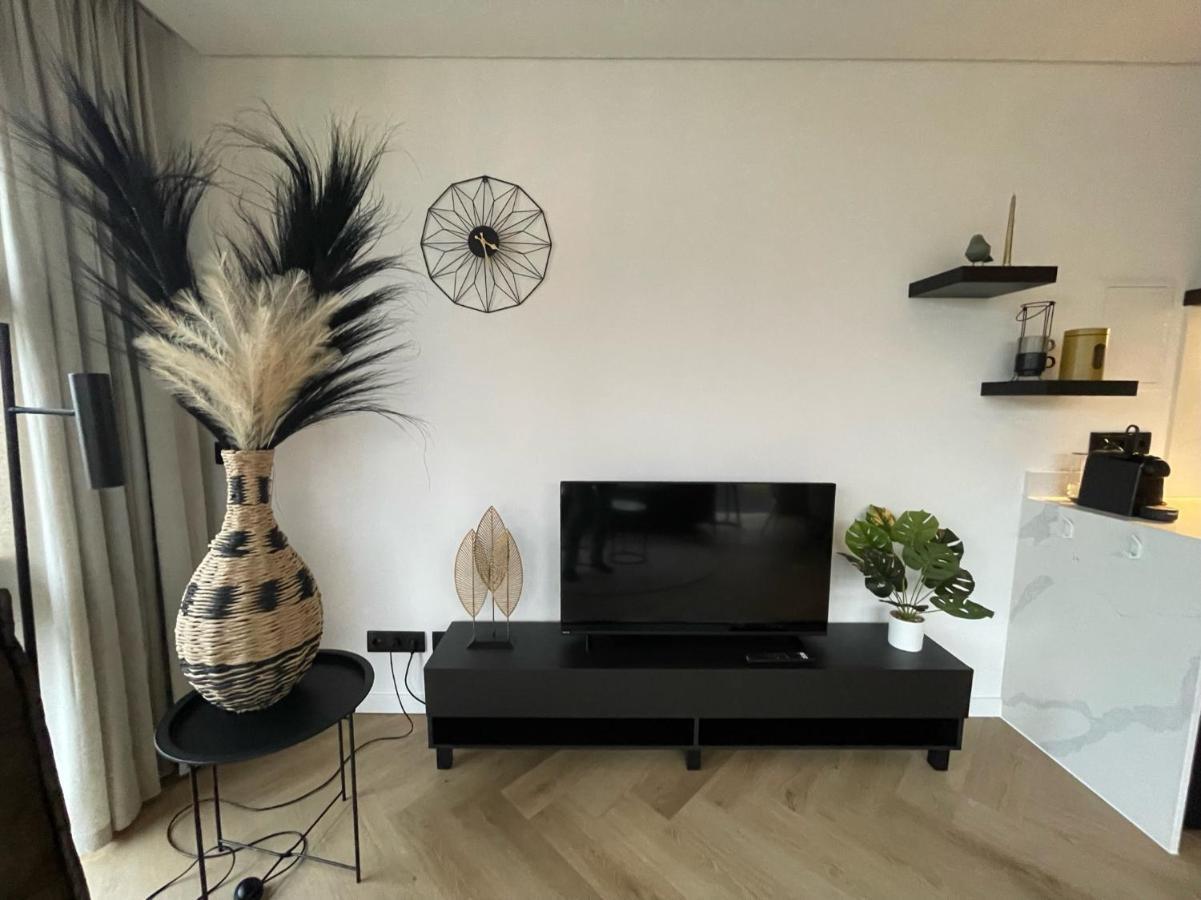 Edelhert, Moderne En Comfortabele Vakantiewoning Met Hottub! Ermelo Bagian luar foto