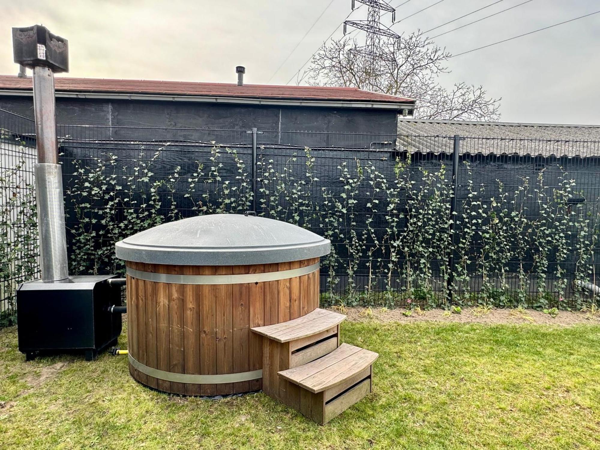 Edelhert, Moderne En Comfortabele Vakantiewoning Met Hottub! Ermelo Bagian luar foto